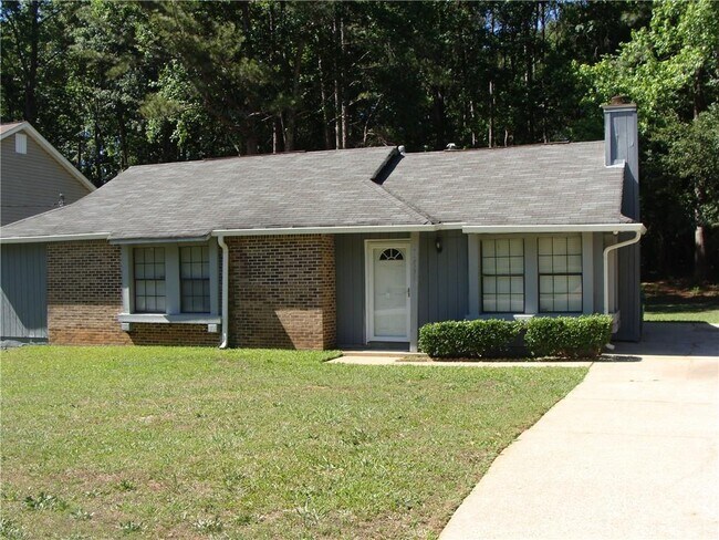 Building Photo - 2331 Newgate Dr