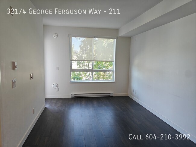 Photo du bâtiment - Modern One Bedroom Condo