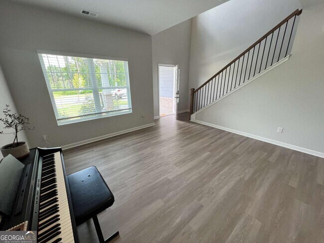 Building Photo - 109 Cedar Wood Trce