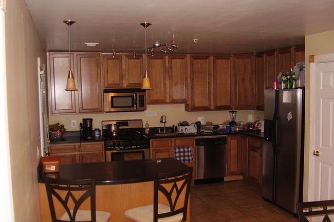 Building Photo - 5006 Cherokee St