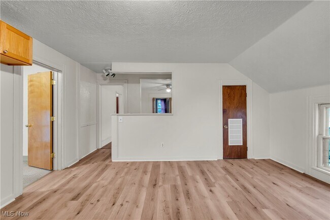 Foto del edificio - 7107 Hague Ave