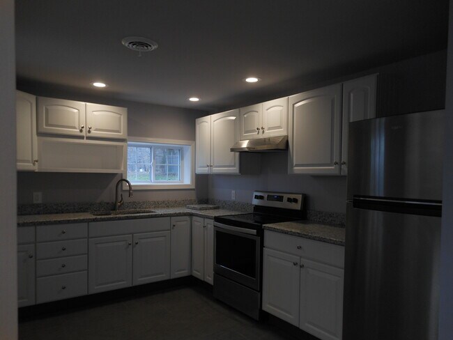 Foto del edificio - 1871 Blue Ball Rd