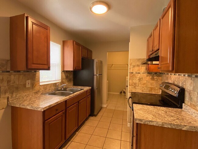 Foto del edificio - Renovated 3br/1ba Home in Richmond Heights!