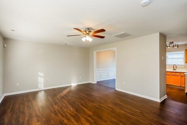Building Photo - 4009 Ranchview Ln