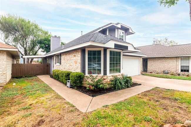 Building Photo - 16714 Pocono Dr