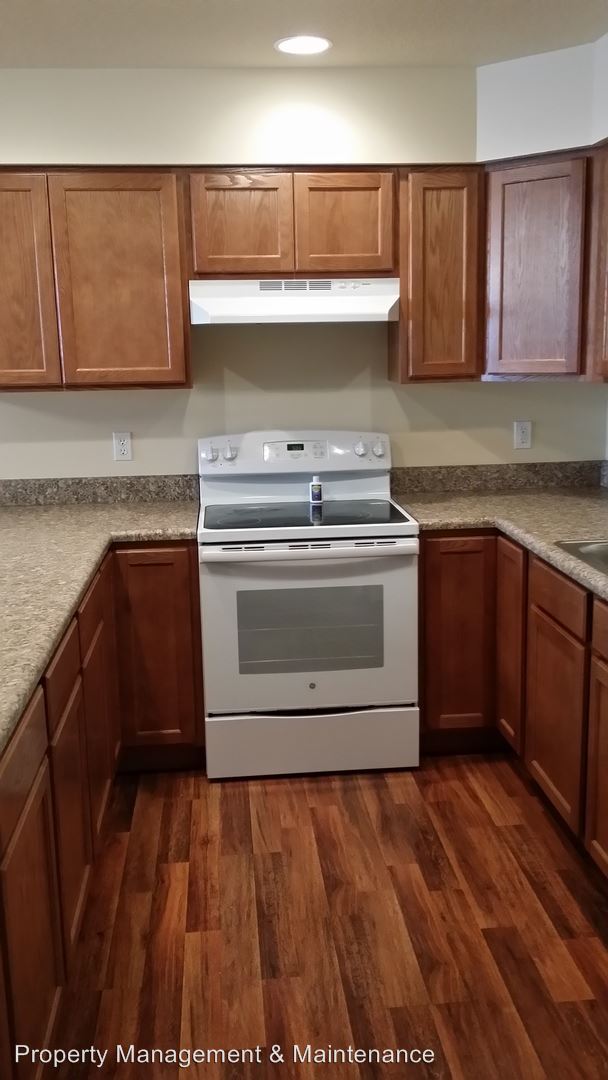 Foto del edificio - 1906 N Oak Dr