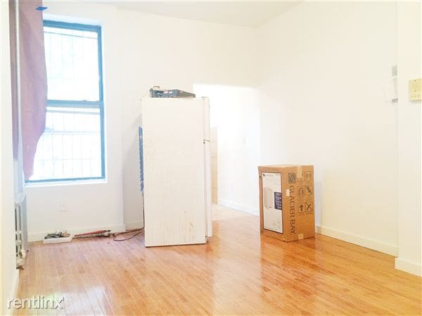 Building Photo - 1820 Harman St