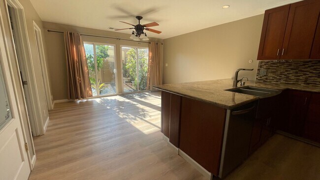 Building Photo - 3211 Phoenix Lane - 30% Rental Fee
