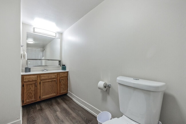 Building Photo - 502 Wharton Dr