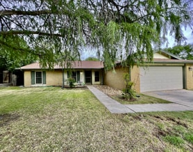 Building Photo - 13806 Wood Breeze