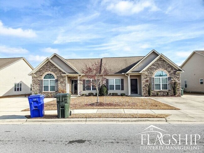 Foto del edificio - 3400 Ellsworth Dr