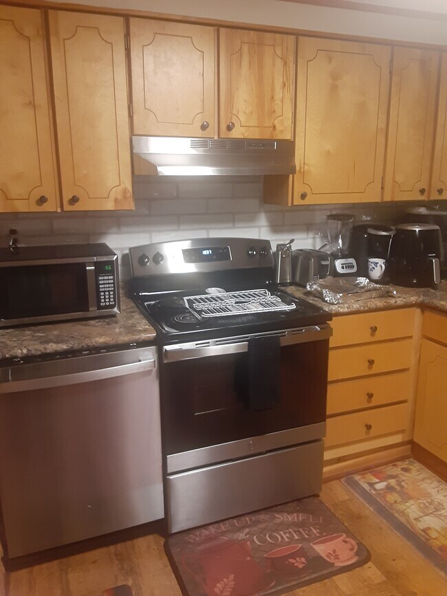 Foto del edificio - 307 Hyland Ln