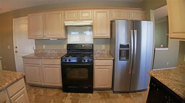 Foto del edificio - 13302 Bennington Ln