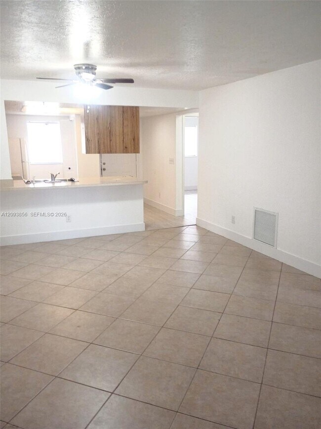 Foto del edificio - 1608 University Ln