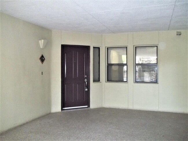 Foto del edificio - 5104 N 32nd St