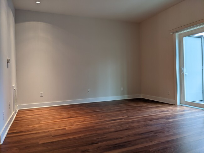 Interior Photo - Urbane Townhomes
