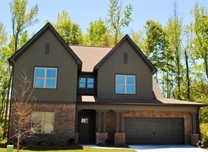 Building Photo - 946 Titleist Way