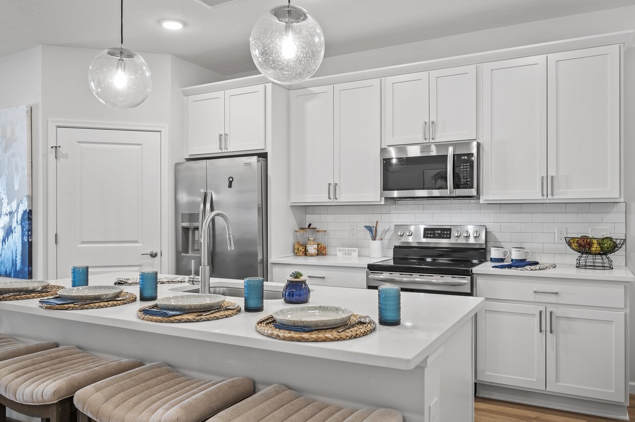 Foto principal - The Village at Hinckley Oaks