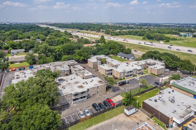 Aerial - Regency Apartments