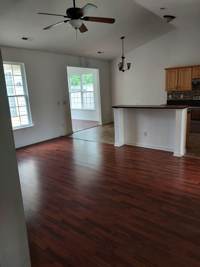 Building Photo - 3824 Maribeau Woods Dr
