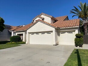 Building Photo - 8728 Mesa Oak Dr