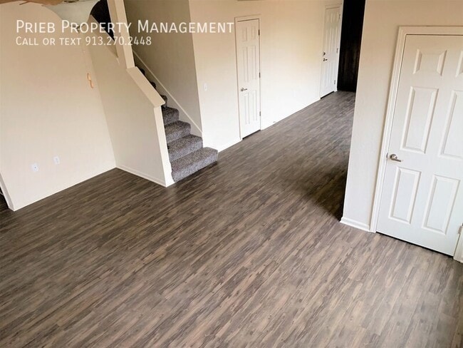 Foto del edificio - 21652 W 126th Terrace