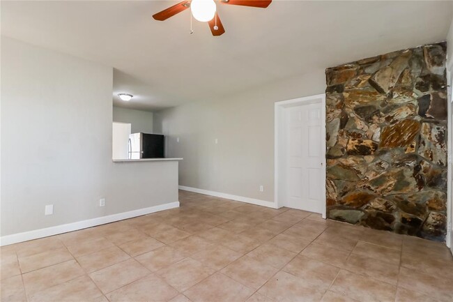 Foto del edificio - 121 Sunlit Cove Dr NE