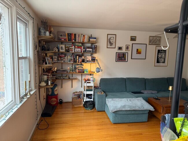 Foto del edificio - 620 Green Ln