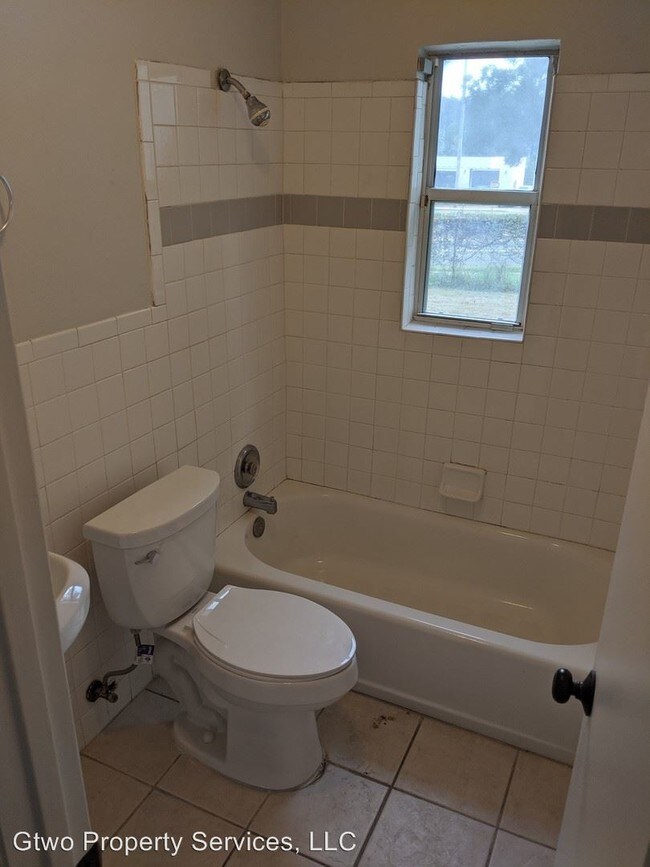 Building Photo - 2 br, 1 bath House - 1447 Hudson Street