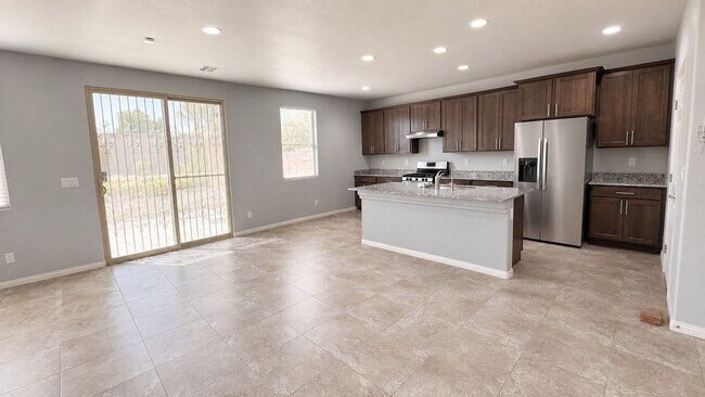 Building Photo - NO HOA | 2 Story New Paint | New Appliances | Bedroom & Full Bath Downstairs