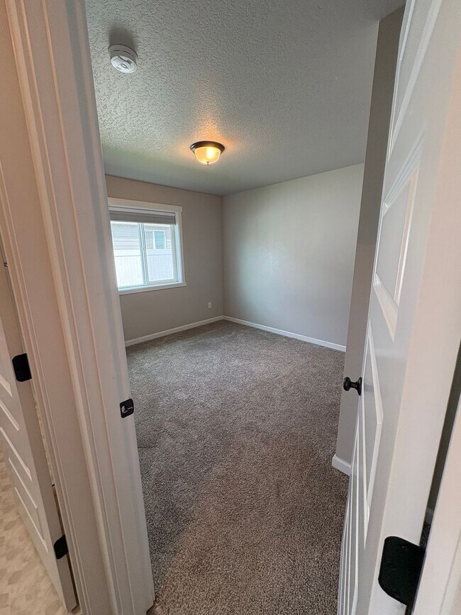 Foto del edificio - Home for Rent in Quincy