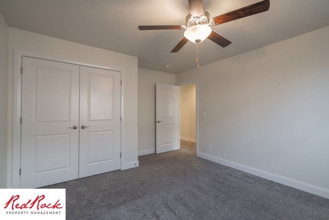 Building Photo - 482 530 W