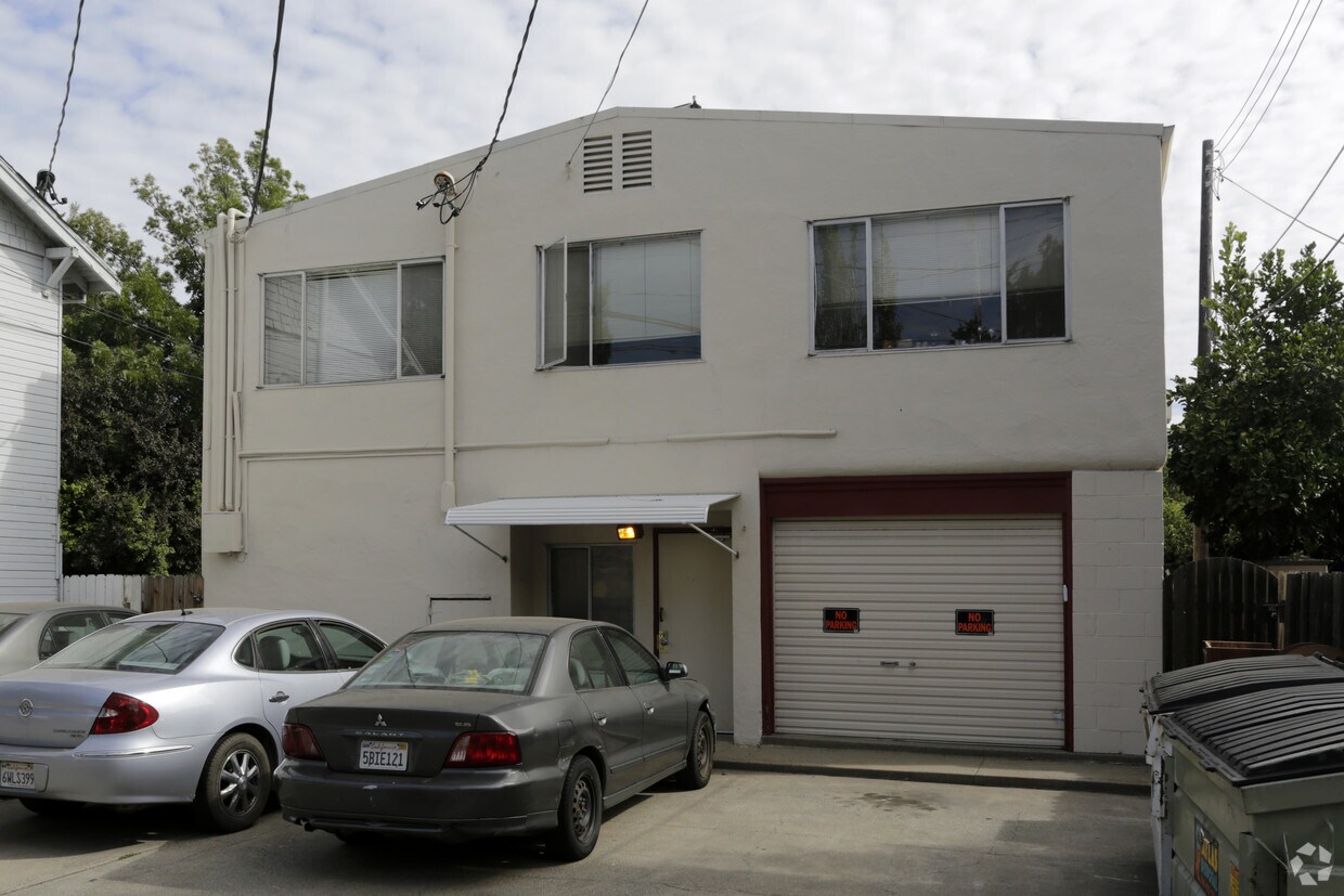 Building Photo - 2222 P St