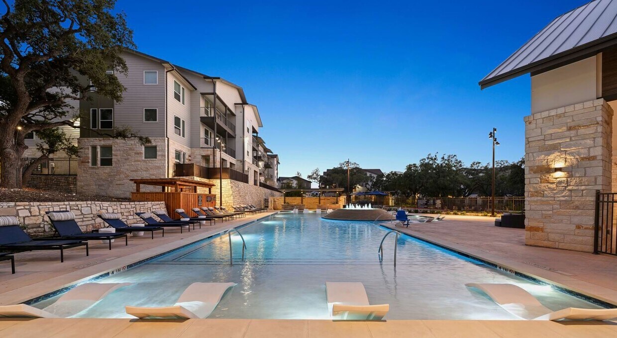 Elegant Efficiency Explore Our Modern Stu... Apartment for Rent in