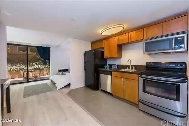 Foto del edificio - 10982 Roebling Ave