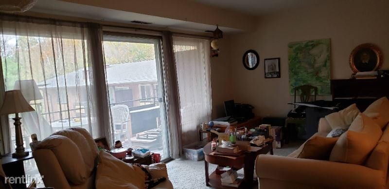 Foto del edificio - 10167 Mosby Woods Dr