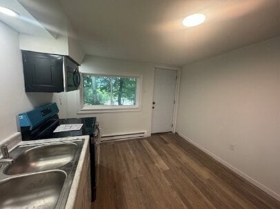 Building Photo - 2-Bed 1 Bathroom in Shenandoah, VA.