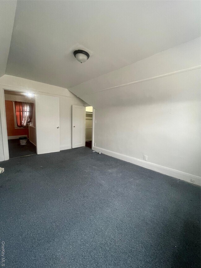 Foto del edificio - 216-33 118th Ave