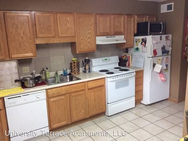 Building Photo - 2 br, 1 bath Apartment - 1605 W 9th Street