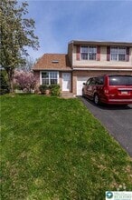 Building Photo - 2717 Tamlynn Ln