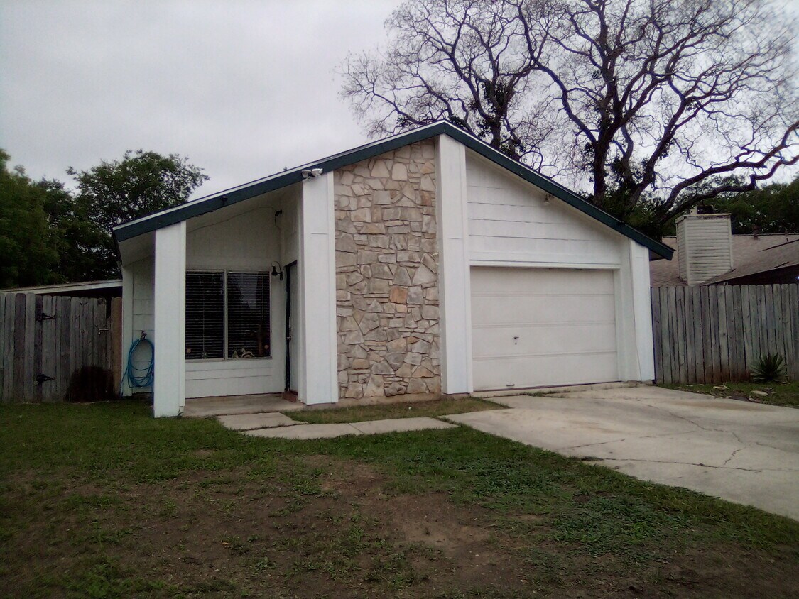 16367 Bitter Creek St, San Antonio, TX 78247 House Rental in San