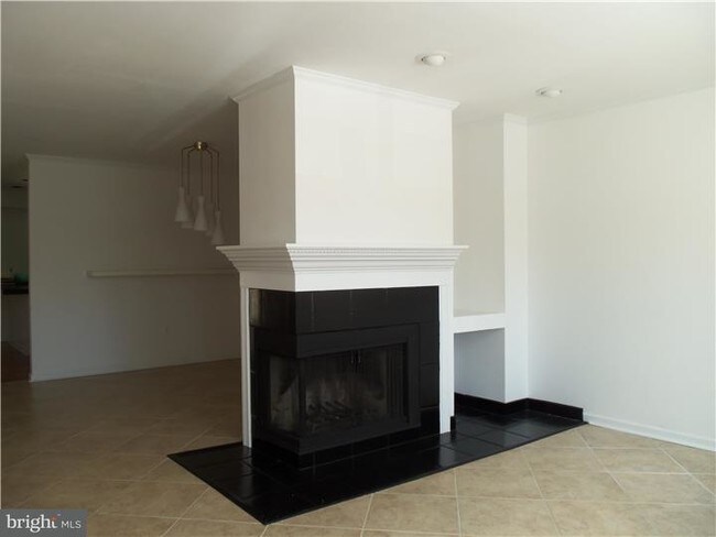 Foto del edificio - 77 Woodmont Dr