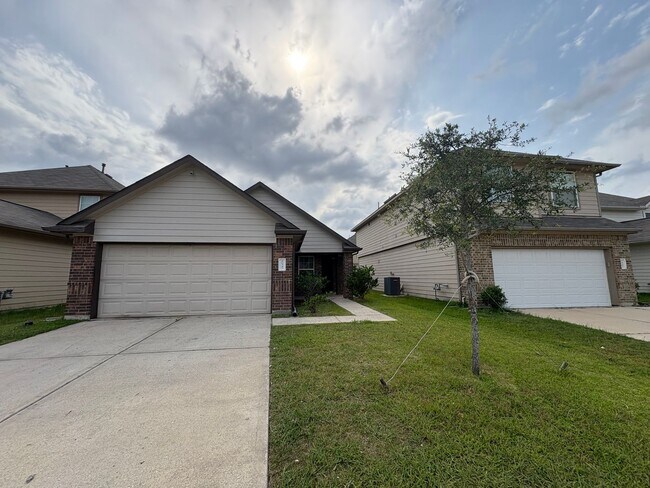Foto del edificio - Don't miss out this spacious 4B2B Home in ...