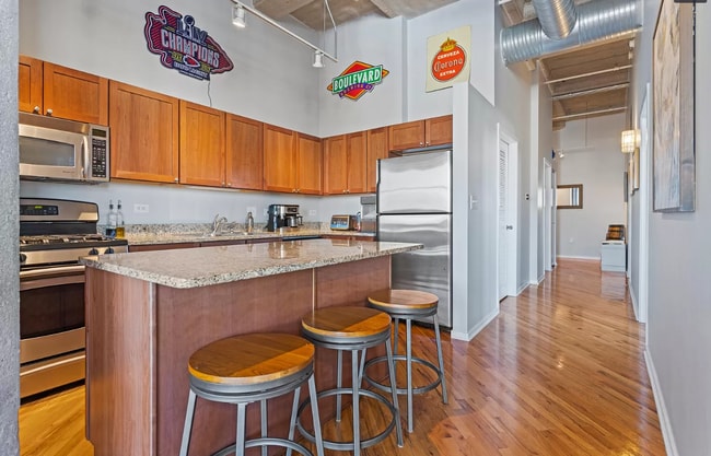 Building Photo - 2107 Grand Blvd