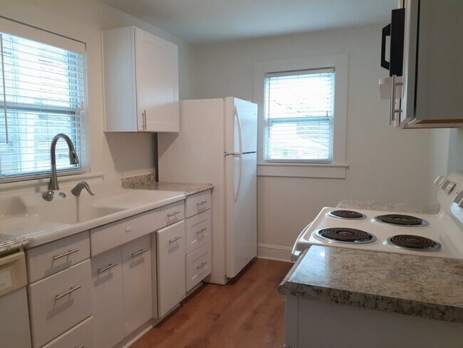 Foto del edificio - 48 Marcellas Ln