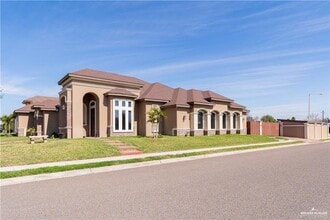 Building Photo - 3312 Joycee Dr