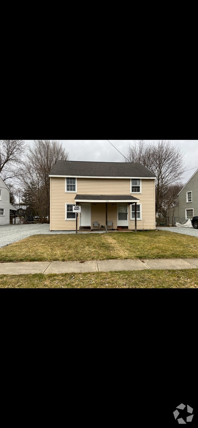 Universal Village Short Term Apartments for Rent Elmira, NY 2