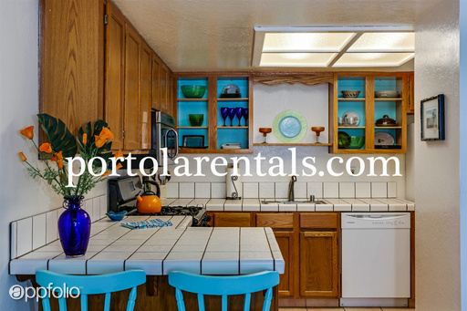 Foto del edificio - 3036 Buckingham Ln