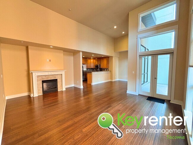 Foto del edificio - Luxury 2-Bed Condo in Tacoma, No Neighbors...