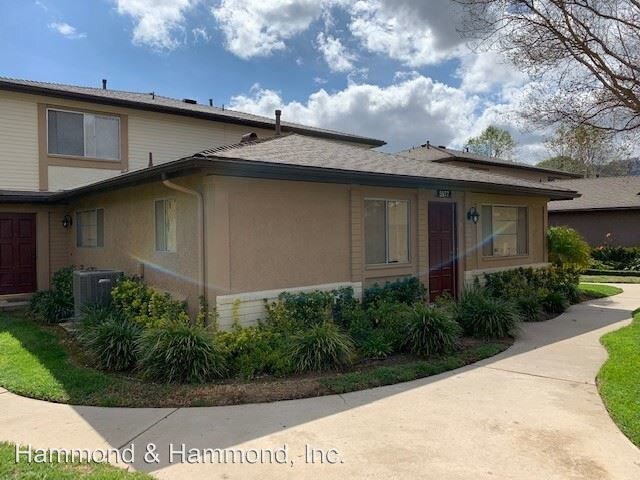 Building Photo - 2 br, 1 bath House - 5977 Nelda St. #1